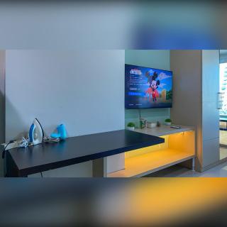 The Square - Studio 2in1 for 2 - Apartemen Service - Netflix & WiFi - Near Kampus Petra - 1