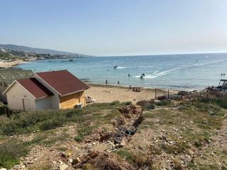 Batroun El Helwe 2BR Apartment with Garden - 5