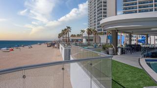 Beachfront 3BR Condo with Dual Balcony Access & Spacious Open Living - 0