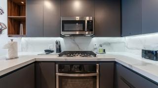 Encantame Soleil Retreat 1BR/1BA with a King Bed and Resort-Style Comfort - 6