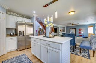 Spacious Vegas Retreat < 10 Mi to the Strip! - 1