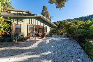Ruatotara - Pukawa Holiday Home - 4