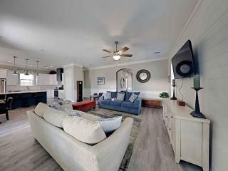 Sunshine Vacation Home - 6
