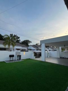 Alea Homestay Private Pool Ayer Keroh ,Melaka - 6