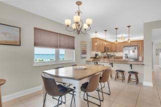 Regency Towers #808 West - 4