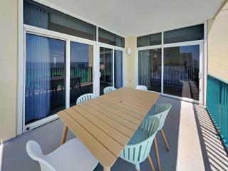 Jade East Towers #1240 - 1