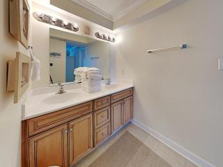 Regency Towers #503 West - 3