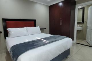 Accommodation Front - Relaxing 2 Sleeper near Ushaka Marine World - 2
