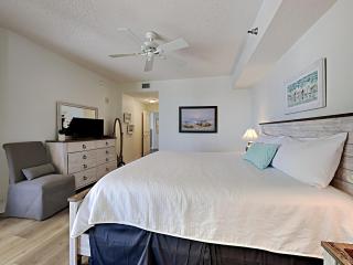 Beach Colony Towers #9D - 3