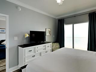 Crystal Shores #704 - 2