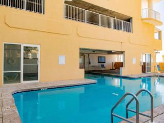 Island Royale Penthouse #405 - 8