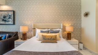 Studio on the 10th Floor in Encantame Soleil with a King Bed for Two - 2
