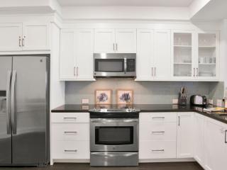 Beach Colony Towers #2B - Villa Monarch - 1