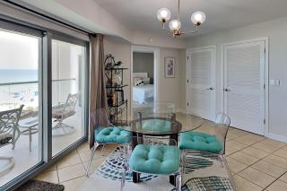Regency Towers #403 West - 5