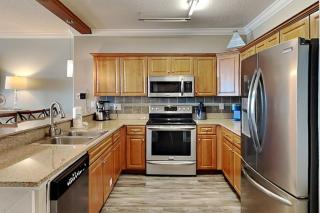 Emerald Isle Panama City Beach #2208 - 4