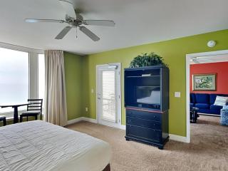 Emerald Beach #1825 - 2