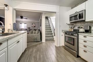 4 Mi to UToledo! Cozy Family Home - 6