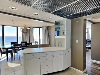 Edgewater Tower III 1114 - 1