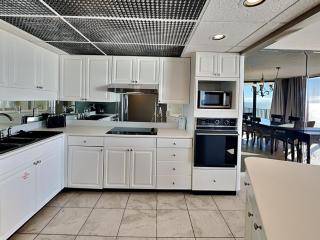 Edgewater Tower III 1114 - 2