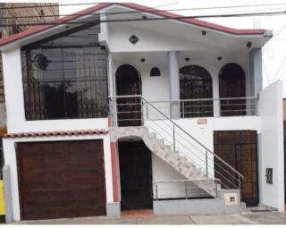 Liz House & Home - 0