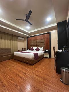 Fair Mount, Airport Road, Humhama Srinagar - 4