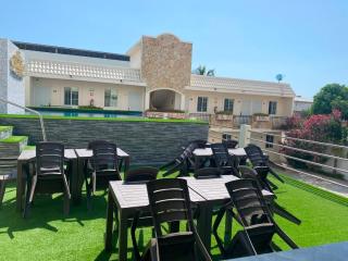 RoyalMadero Inn Playa - 2