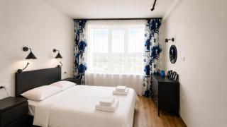 Varna City Park 1BR w/Free Parking & Heated Pool - 9