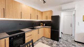 Varna City Park 1BR w/Free Parking & Heated Pool - 4