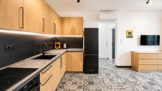 Varna City Park 1BR w/Free Parking & Heated Pool - 2