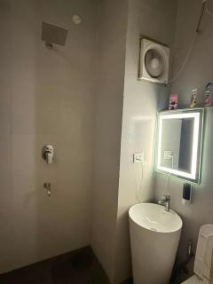 THE HOD - A Super Premium Property - Smart Rooms for Corporates, Couples, Students, Families, Solo Travellers - 4