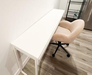 Fawn - Central 2BR Parking Near LRT & Chinook - 2