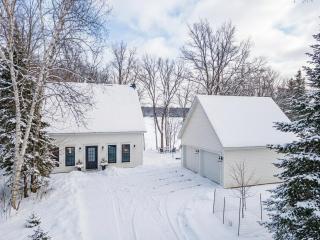 Waterfront, newly built lakehouse near st. parks - 4