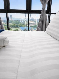 Shah Alam Blue Dome & Lake View Alinea Suites The Kingsley - 5