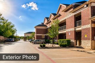 Texas Bungalows Hotel & Hotel Que at Lakeline Austin Cedar Park - 6