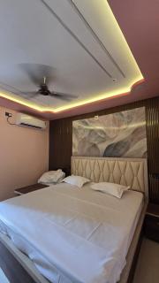 Kailash Homestay 300mts from Baba Baidyanath Temple - 7