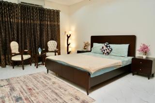 Zubi Guest House - 8