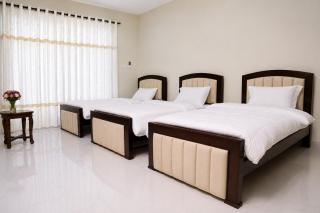 Zubi Guest House - 9