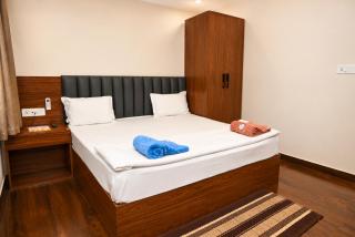 Hotel Ram Sadan - 4