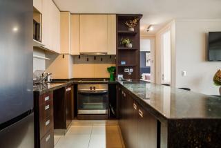 Stylish 2BR City Flat Modern Design and Comfort - 2