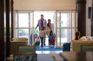 Holiday Inn Express & Suites Kelowna - East by IHG - 9