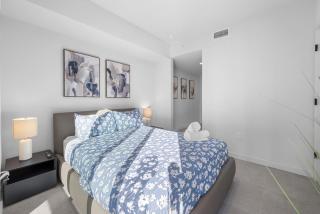 First 1606 One BR with Skyline Views Miami - 9
