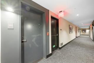 First 1606 One BR with Skyline Views Miami - 8