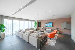 Sleek Studio in Downtown Doral - Near MIA Airport - 3