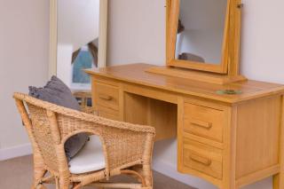 The Gairn - Luxury Ballater Apartment with Balcony & Parking - 2
