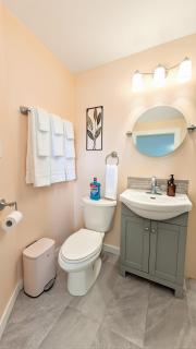 Sunny Crest Burnaby-cozy one bedroom private suite - 2