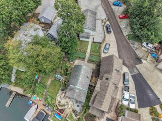 Lakefront Retreat on Portage Lakes w/Game Room - 9