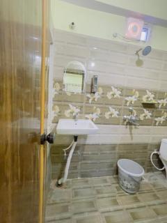 HOTEL KRISHNA RAVI Inn - 9