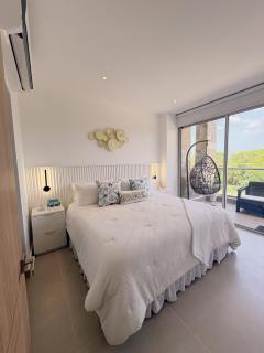 Tu refugio junto a la Crystal Lagoon con elegancia y confort - 9