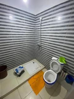 شقة على شاطئ انزا 2دقيقتان للشاطئ Apartment nearby the beach - 8