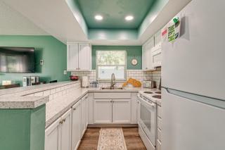 2 Nature Coast Units w/ Shared Courtyard - 2
